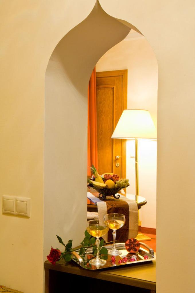 Amira Boutique Hotel Heviz Wellness & Spa Bagian luar foto