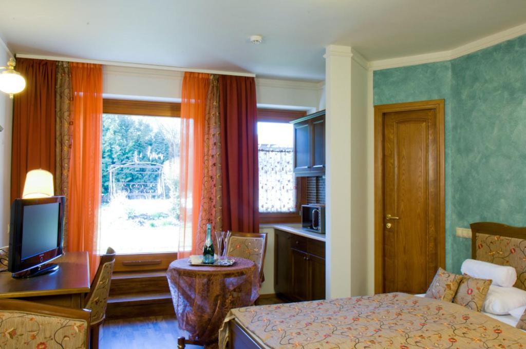 Amira Boutique Hotel Heviz Wellness & Spa Bagian luar foto