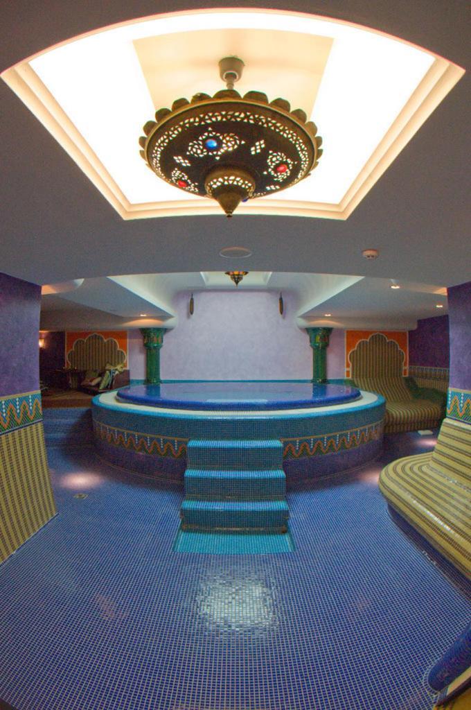Amira Boutique Hotel Heviz Wellness & Spa Bagian luar foto
