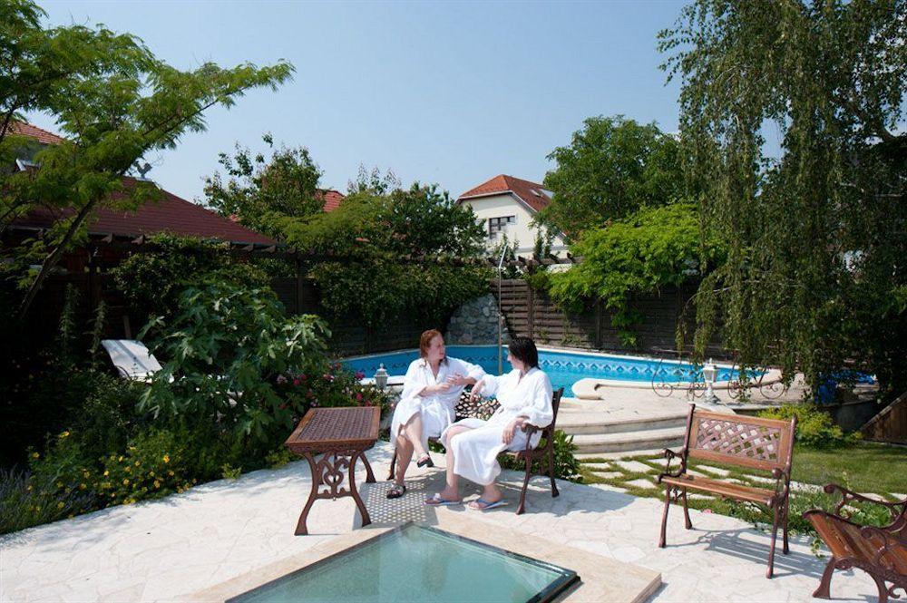 Amira Boutique Hotel Heviz Wellness & Spa Bagian luar foto