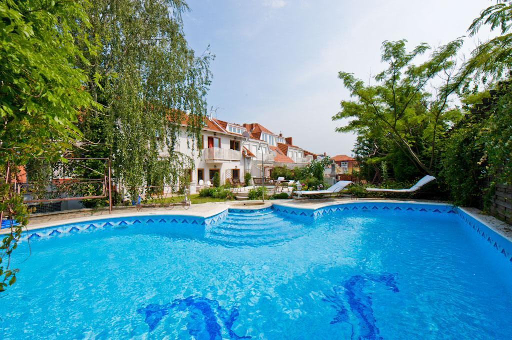 Amira Boutique Hotel Heviz Wellness & Spa Bagian luar foto