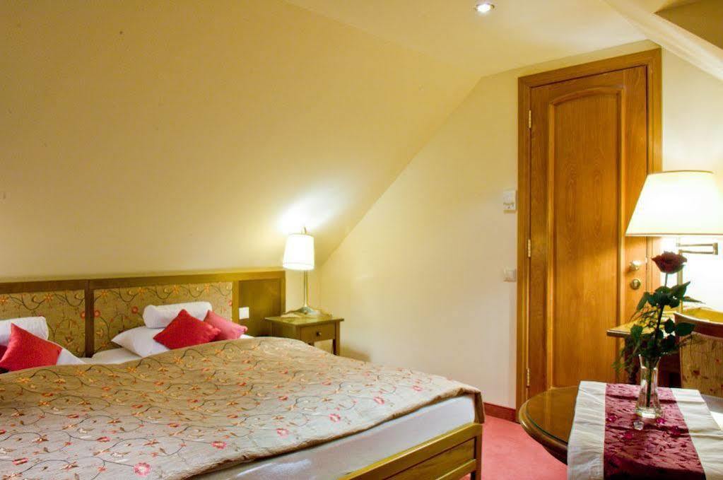 Amira Boutique Hotel Heviz Wellness & Spa Bagian luar foto